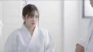 约砲日记!!刚上大学就想破处的妹妹~第一次痛到哀哀叫~凄厉叫声以为被鬼上身~